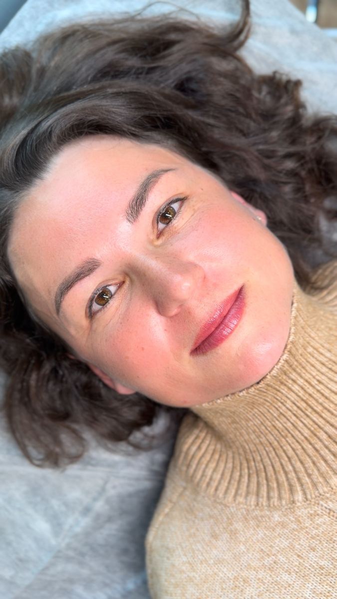Client with Ombré brows and Lip Blush